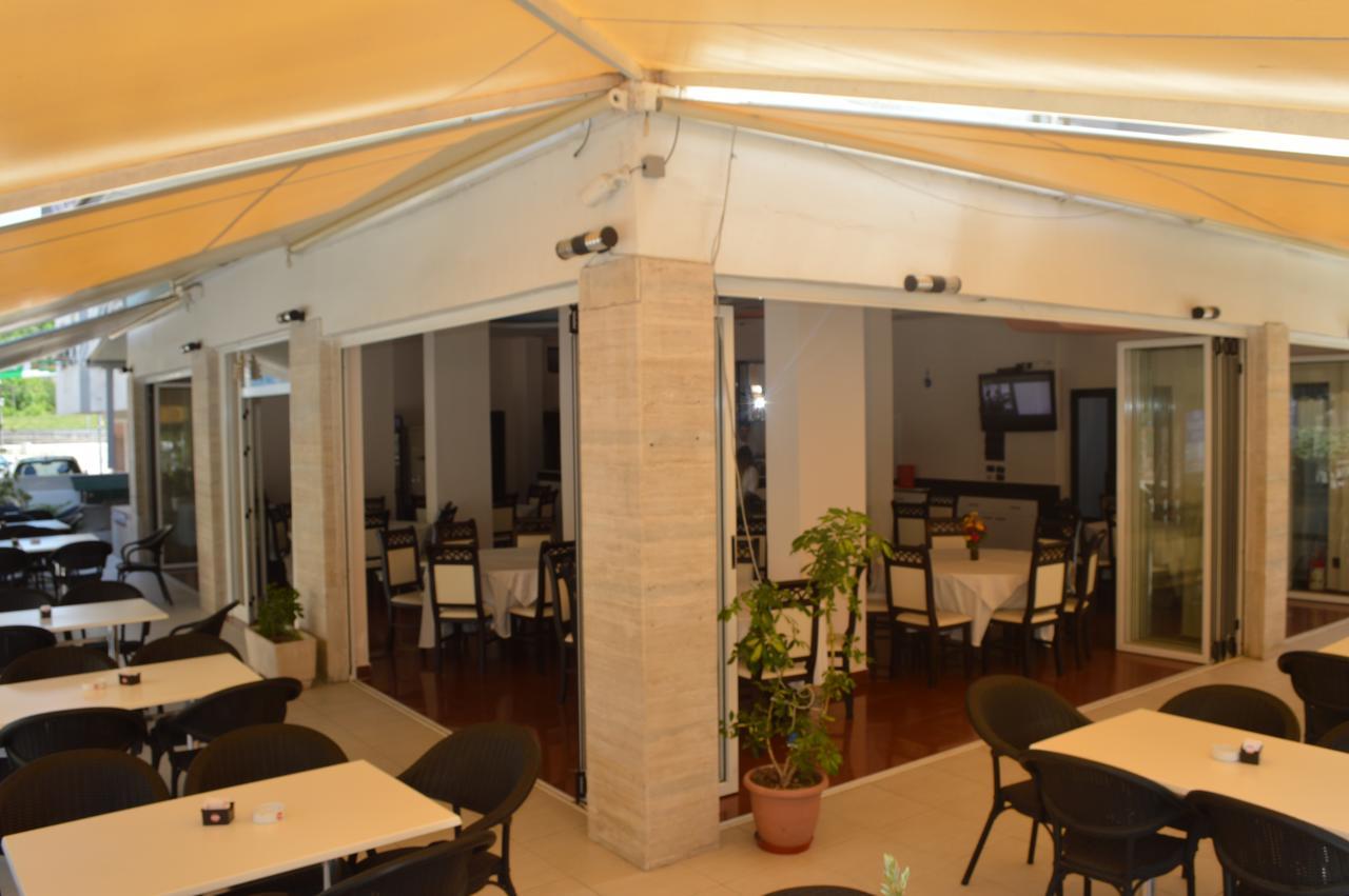 Hotel Riviera דורס מראה חיצוני תמונה