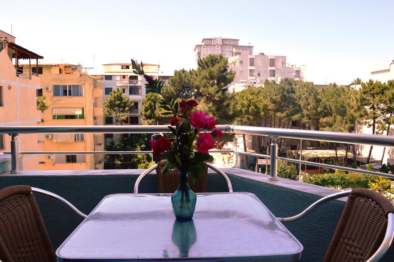 Hotel Riviera דורס מראה חיצוני תמונה