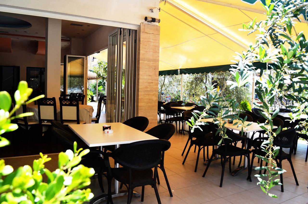 Hotel Riviera דורס מראה חיצוני תמונה